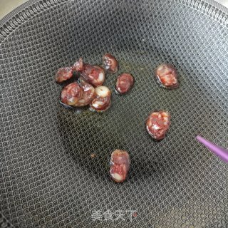 麻辣肠炒油菜的做法步骤：12