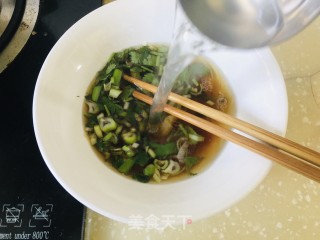 阳春面的做法步骤：4