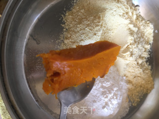 南瓜小米蒸糕的做法步骤：4