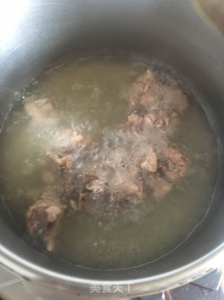 白菜粉条炖龙骨的做法步骤：6