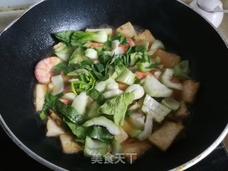 红虾青菜烧豆腐的做法步骤：7