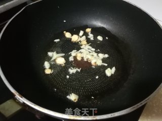 胡萝卜炒榛子糕的做法步骤：4