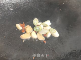 家熬小肉滚鱼的做法步骤：7