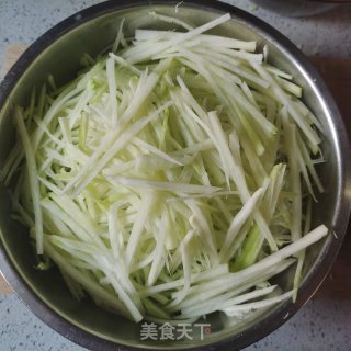 萝卜丝馅饼的做法步骤：3