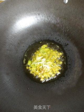 青红椒炒豆干的做法步骤：6
