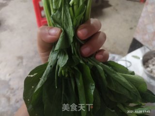 瘦肉肉丸青菜汤的做法步骤：3