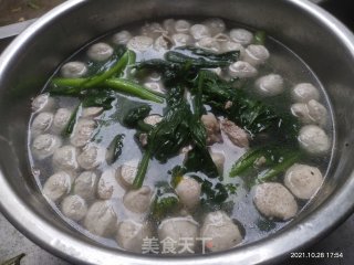 瘦肉肉丸青菜汤的做法步骤：8