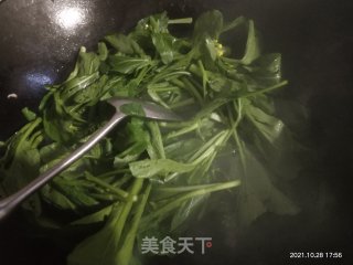清炒油菜的做法步骤：3