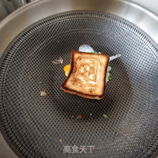 香葱鸡蛋三明治的做法步骤：8