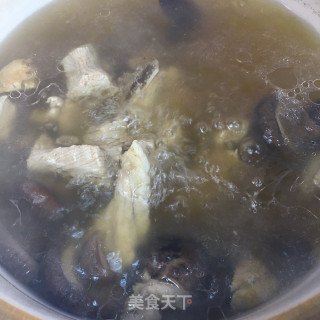 萝卜香菇煲排骨的做法步骤：6