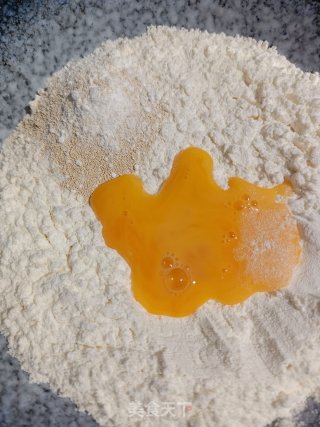 软香麻花的做法步骤：3