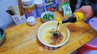 酸汤水饺的做法步骤：5