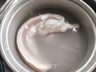 吃不腻的卤五花肉的做法步骤：2
