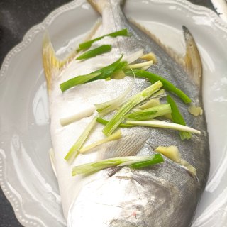 葱油金鲳鱼的做法步骤：3