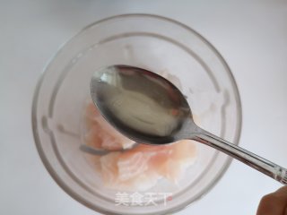 鲜美Q弹的鱼丸的做法步骤：3