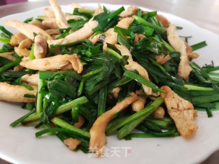 韭菜炒鸡肉的做法步骤：9