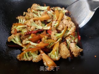 辣炒菜花的做法步骤：4