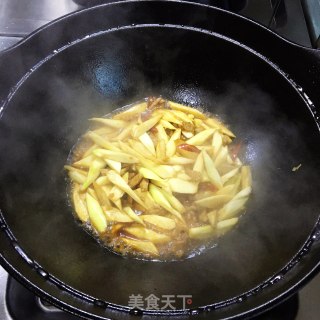 茭白炒肉丝的做法步骤：4