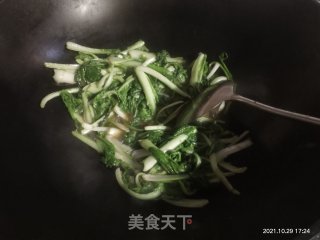 素炒小白菜苗的做法步骤：5