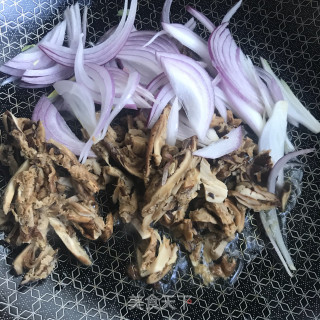 松茸炒时蔬的做法步骤：5