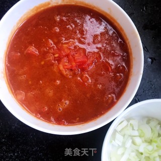 浇汁手擀菠菜面的做法步骤：3
