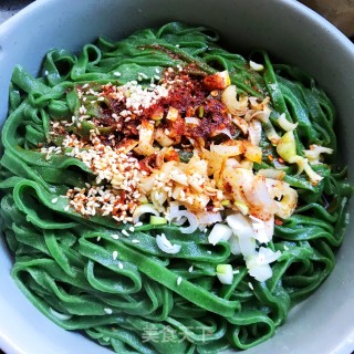 浇汁手擀菠菜面的做法步骤：8