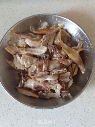麻辣手撕鸡的做法步骤：8