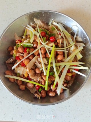 麻辣手撕鸡的做法步骤：10