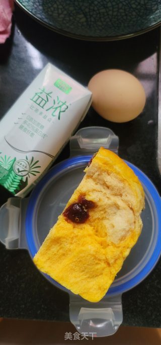 酸奶鸡蛋焗吐司的做法步骤：1
