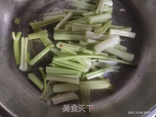 焖鹅肉的做法步骤：3