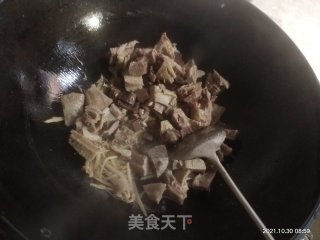 焖鹅肉的做法步骤：5