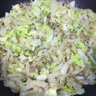 香菇肉末炒白菜的做法步骤：7