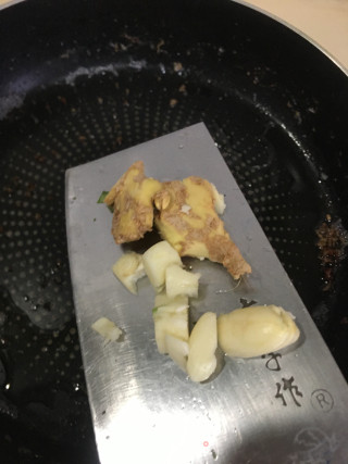 肉丸焖水东芥菜的做法步骤：5