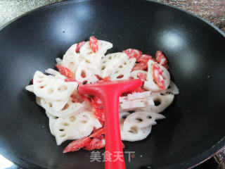 莴笋香肠炒莲藕的做法步骤：2