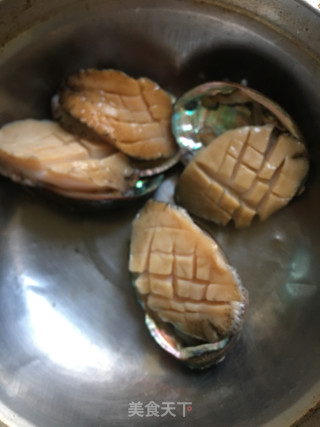 鲍鱼瘦肉汤的做法步骤：1