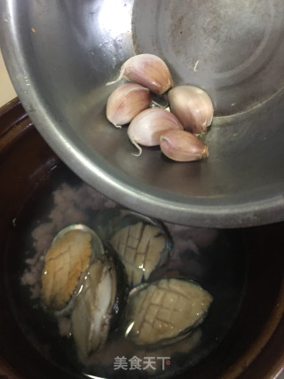 鲍鱼瘦肉汤的做法步骤：5