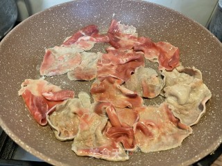 滑蛋洋葱汁烩肉片的做法步骤：4