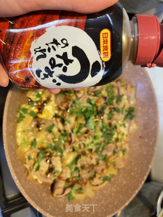 滑蛋洋葱汁烩肉片的做法步骤：8