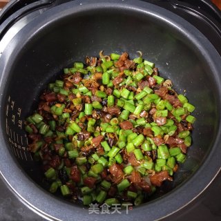 电饭锅豆角焖饭的做法步骤：11