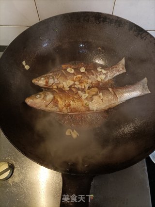 红烧腊鱼????的做法步骤：7
