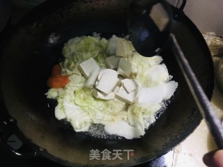 白菜炖豆腐的做法步骤：7