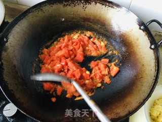 鸡蛋西红柿拌面的做法步骤：2