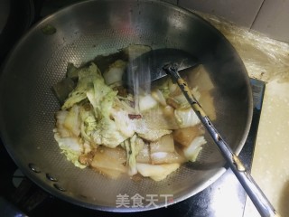 土豆恶炒白菜的做法步骤：7