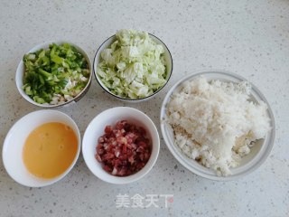 腊肠炒饭的做法步骤：2