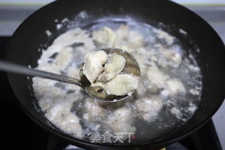 鸡腿豆泡炖粉条的做法步骤：3