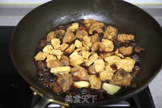 鸡腿豆泡炖粉条的做法步骤：7
