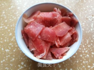 番茄肉片汤的做法步骤：1