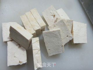 虾干青菜煮老豆腐的做法步骤：2