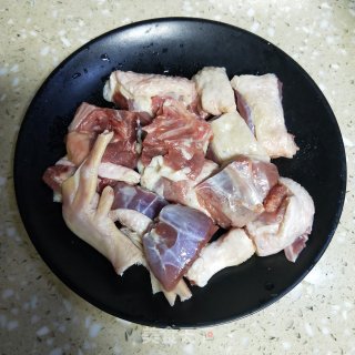 鸭腿肉炖萝卜的做法步骤：3