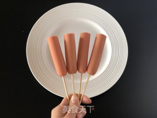 万圣节木乃伊香肠酥的做法步骤：1